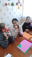 Воспитанники районного Дома детского творчества с нетерпением ждут Нового года и готовятся к нему