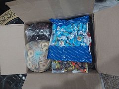 В преддверии Рождества дети собирают посылки участникам СВО