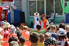 Праздник для краснопартизанских детишек стал лучшим подарком