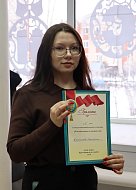 «Новогодняя штучка из мусорной кучки»