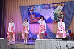 Народов много — Родина одна  