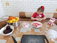 Неравнодушные волонтеры группы «За наших Краснопартизанский район» совершили очередную поездку к эшелону с ранеными