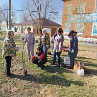 Сотрудники КЦСОН — участники акции «Сад Памяти»
