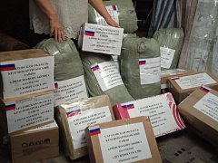 Предновогодняя суета у всех разная 