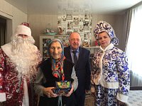 Глава района поздравил долгожительницу