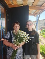 Семьи района в преддверии Дня семьи, любви и верности получили подарки от волонтерской группы «За наших!»