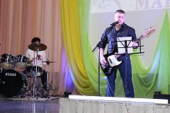 В РДК прошёл концерт в честь женщин Краснопартизанского района