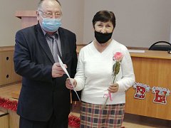 Глава вручил Благодарности