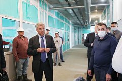 Вячеслав Володин посетил строящуюся инфекционную больницу в Саратове