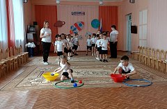 В детском саду "Родничок" прошли мероприятия, посвящённые Дню космонавтики