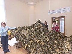 В Краснопартизанском районе продолжается работа по изготовлению маскировочных сетей