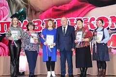 С любовью и благодарностью: концерт в честь матерей прошел в РДК