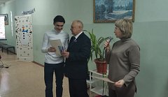 Благодарственные письма ученикам  - за успехи в учебе  и победы в соревнованиях