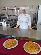 Студентка Краснопартизанского политехнического лицея показала путь к мастерству осетинских пирогов на чемпионате «Профессионалы»