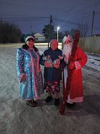 Волонтеры группы "За наших" дали старт новогодним поздравлениям