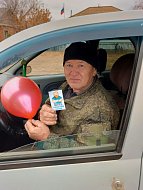 Сотрудник библиотеки села Милорадовка провела поздравительную акцию