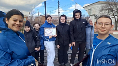 Краснопартизанцы повторили знаменитую улыбку Юрия Гагарина