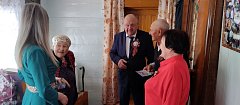 Глава Краснопартизанского района поздравил ветеранов Великой Отечественной войны