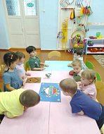 Малышей детского сада "Родничок" познакомили с Днем народного единства