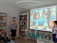 Малыши «Родничка» побывали в детской библиотеке 