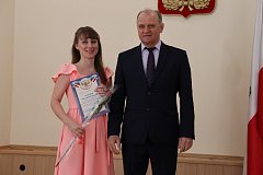 Лучшие работники местного самоуправления награждены грамотами