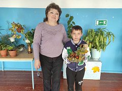 Осенние поделки в Раздольненской библиотеке