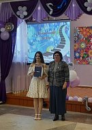В ДШИ простились с выпускницами