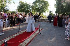 Следуй за мечтой! В Районном доме культуры прошел выпускной бал