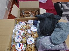 Воспитанники районного Дома детского творчества стали участниками сбора гуманитарной помощи для наших военнослужащих