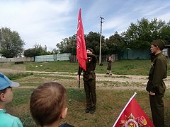  Парад у дома, организованный юными жителями села Сулак, посвящён 80-летию Великой Победы