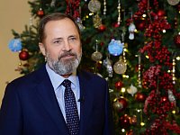 Полномочный представитель Президента РФ в ПФО Игорь Комаров поздравляет жителей Саратовской области с наступающим Новым годом и Рождеством