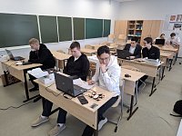 Школьники Саратовской области сразились в управлении дронами 