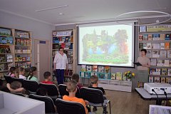 Отдыхающие ЛОЛ побывали в детской библиотеке