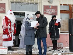 Старый Новый год принес подарки и взрослым, и детям