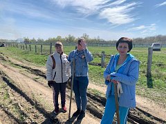 Трудовые коллективы п. Горный приняли участие в масштабном субботнике