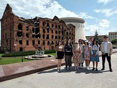 Учащиеся Краснопартизанского района побывали в Волгограде