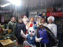 В с.Толстовка прошел парад Дедов Морозов