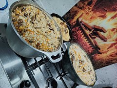 Волонтеры готовятся к санитарному поезду с ранеными участниками СВО