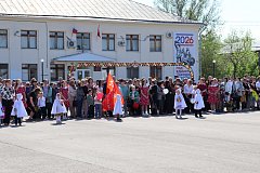МЫ ПАМЯТЬ ПРОНЕСЕМ СКВОЗЬ ГОДЫ...