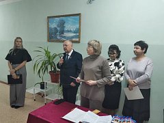Благодарственные письма ученикам  - за успехи в учебе  и победы в соревнованиях