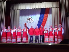 Гвоздика красная — милее сердцу нет