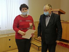 Глава вручил Благодарности