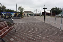 Центральная площадь растет и хорошеет