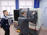Многодетные семьи получили компенсацию за обучение детей