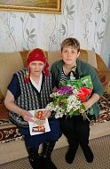 В преддверии Дня Победы вручены открытки ветеранам и труженикам тыла от  Губернатора Саратовской области Р.В.Бусаргина