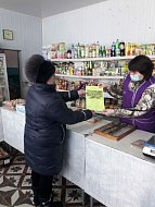 В п. Октябрьский с жителями провели беседу о вреде наркотиков