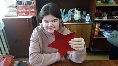 Дети пишут письма солдатам
