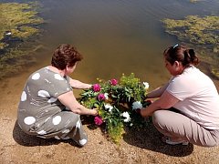 Коллективы СДК и сельская библиотека с. Большая Сакма  стали участниками акции "Венок памяти"
