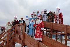 По улицам Горного прошлось Шествие  героев новогодних праздников