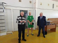 Основателю тенниса в Горном – 85!